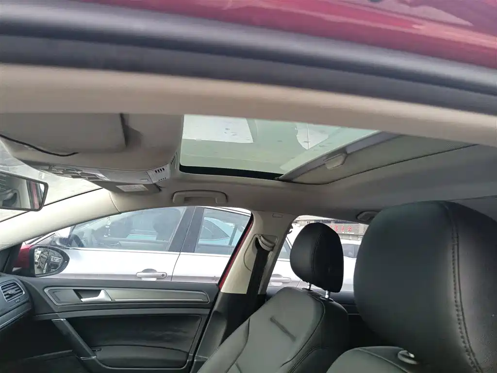 Volkswagen Golf 2015 1.4TSI Automatic Comfort фото 14