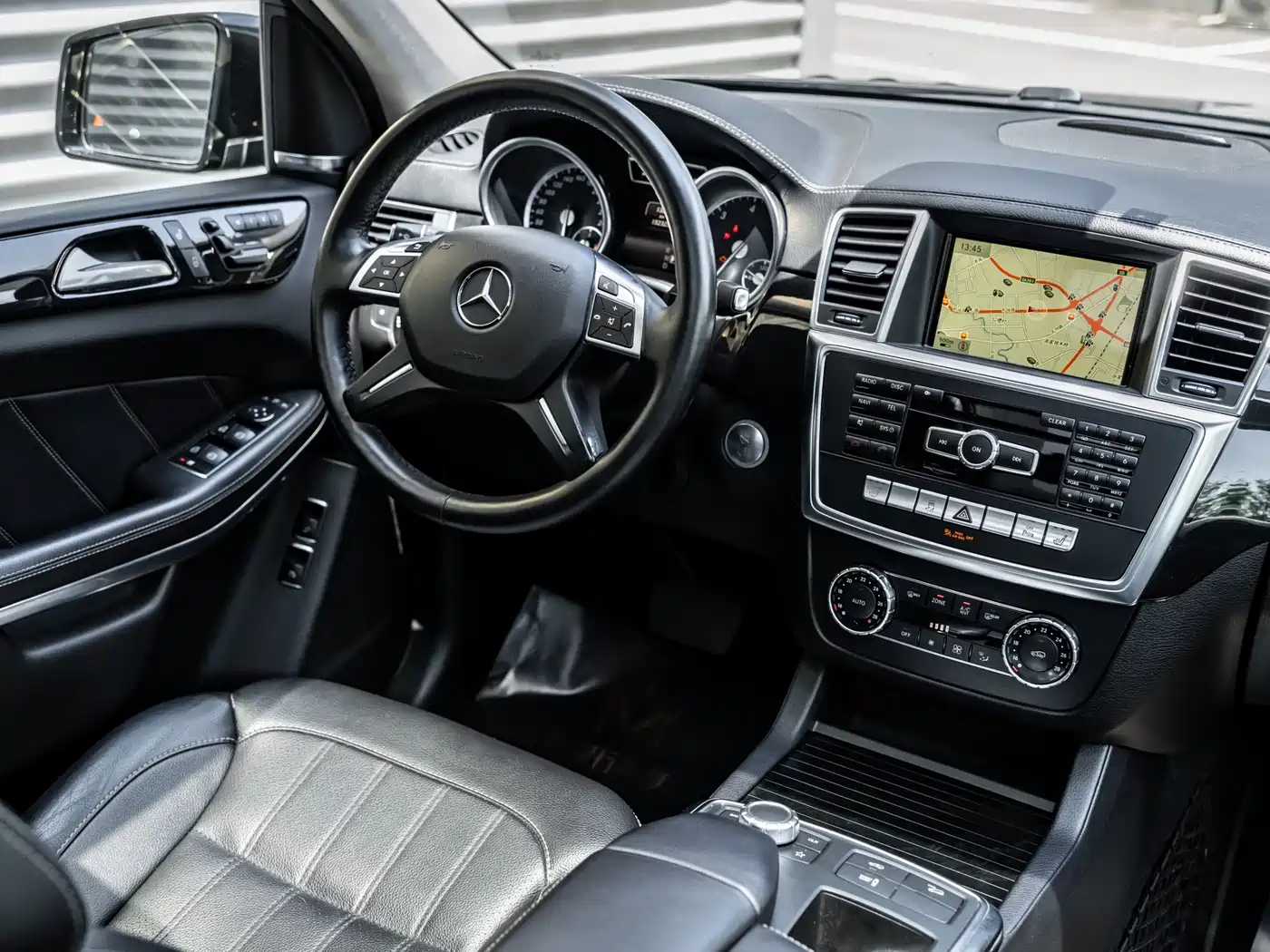 Mercedes-Benz GL-Class 2014 GL 350 CDI 4MATIC фото 10