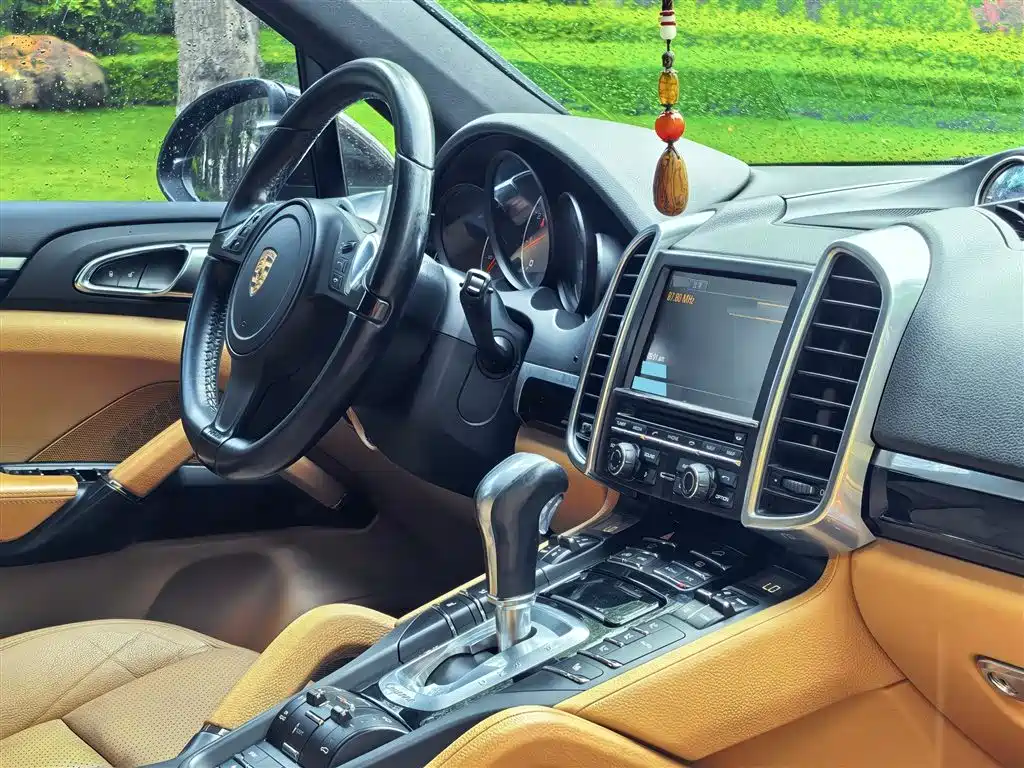Porsche Cayenne 2015 Cayenne 3.0T фото 12