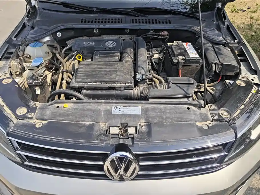 Volkswagen Sagitar 2018 280TSI DSG Spark Edition фото 10