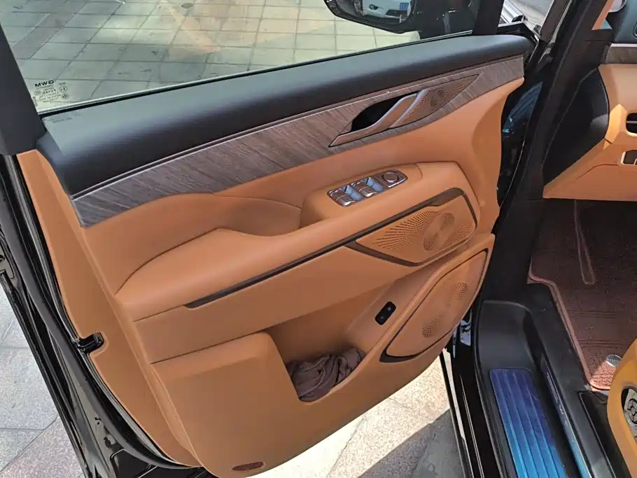 WEY Alpine 2026 2025 AWD Alpine 8