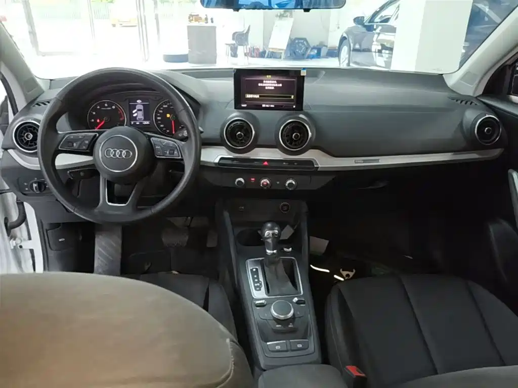 Audi Q2L 2021 35 TFSI Progressive Dynamic фото 10