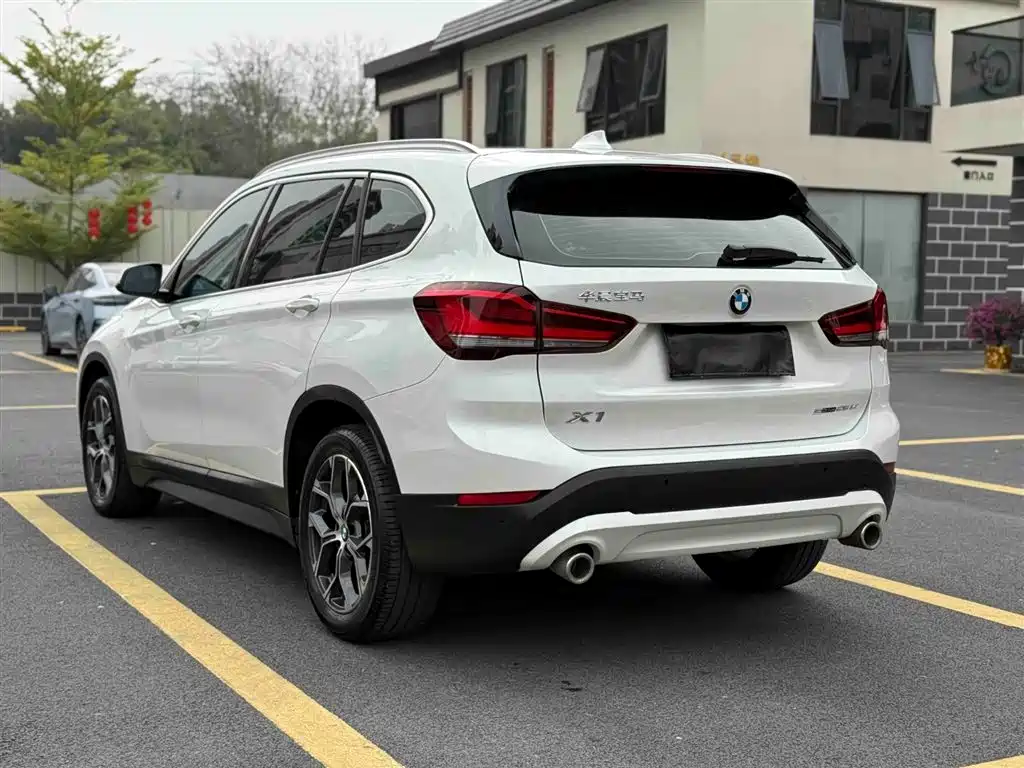 BMW X1 2020 sDrive25Li Leading Model фото 6