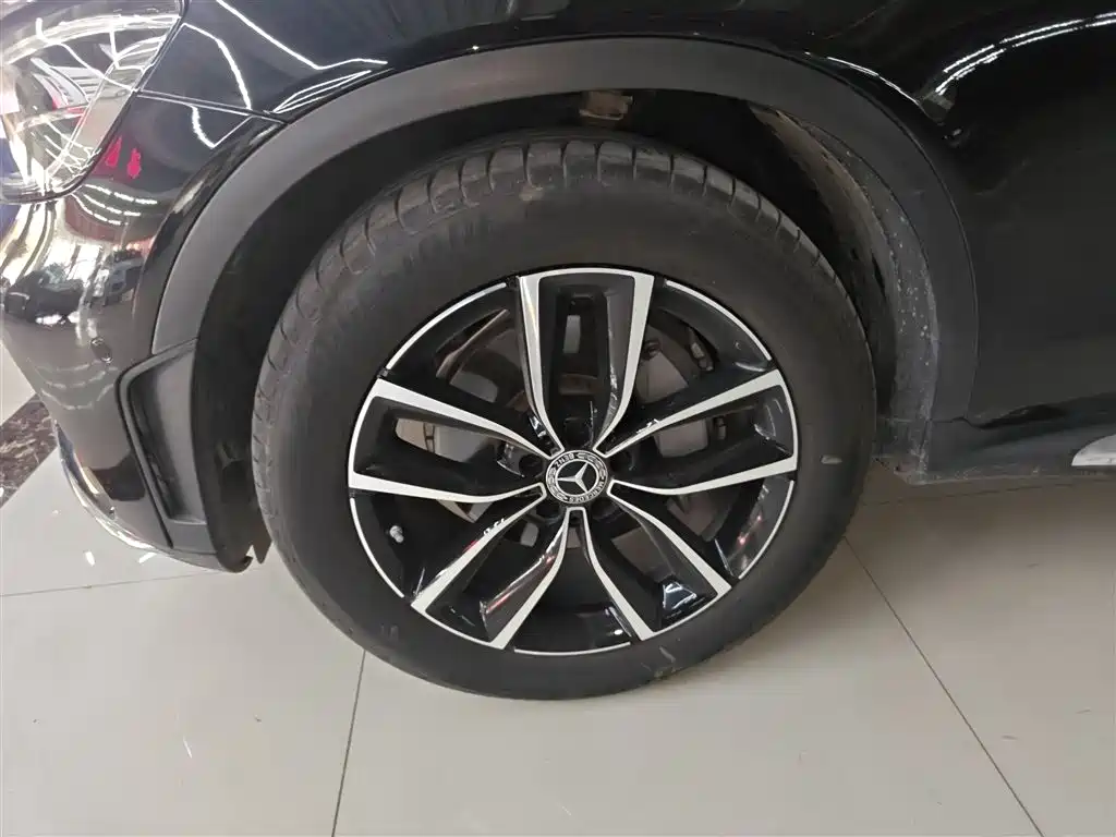 Mercedes-Benz GLC 2020 GLC 300 L 4MATIC Dynamic фото 25