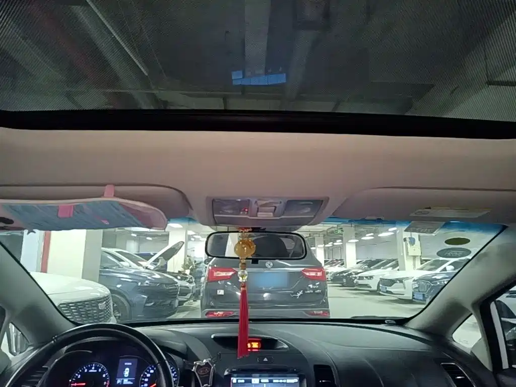 Kia K3 2015 1.6L Automatic GLS фото 18
