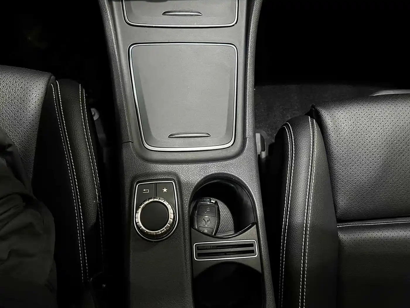 Mercedes-Benz GLA 2018 GLA 200 Dynamic фото 13