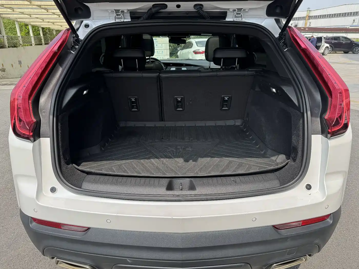Cadillac XT4 2022 28T FWD Style фото 8