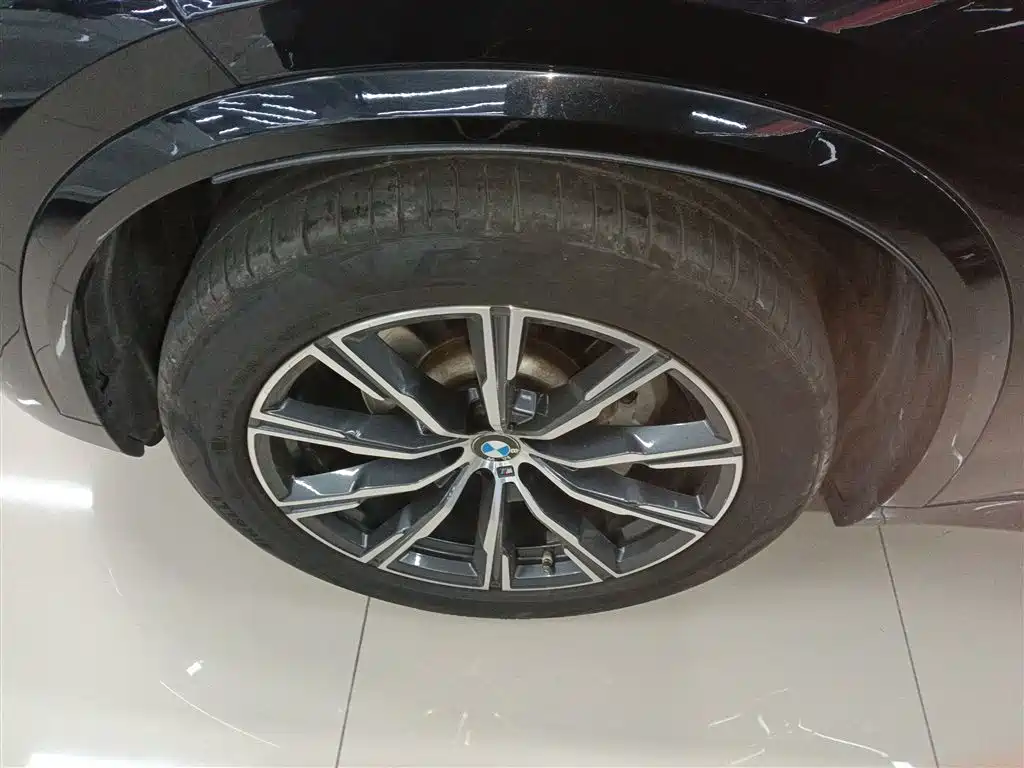 BMW X5 (Import) 2019 xDrive30i M Sport Package фото 25