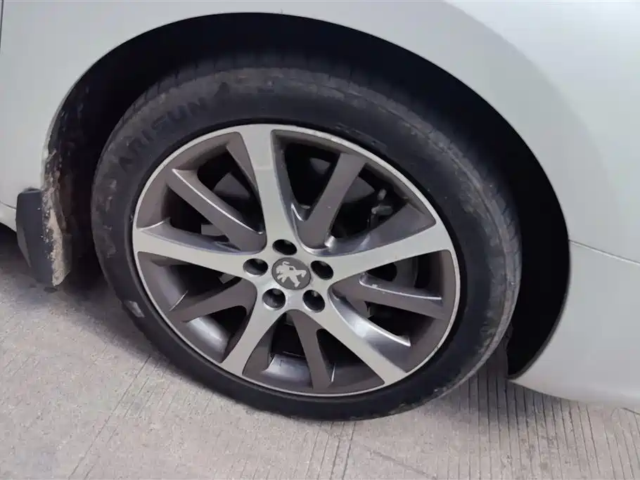 Peugeot 508 2015 1.8THP Auto Prestige Edition фото 6