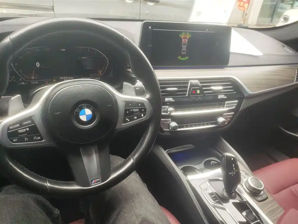 BMW 5 Series 2022 Facelift 530Li Leading M Sport Package фото 10