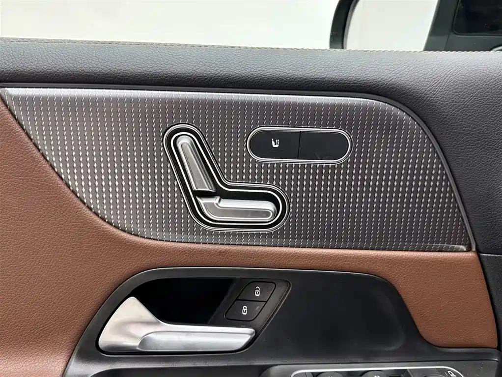 Mercedes-Benz GLB 2022 GLB 220 Style фото 15