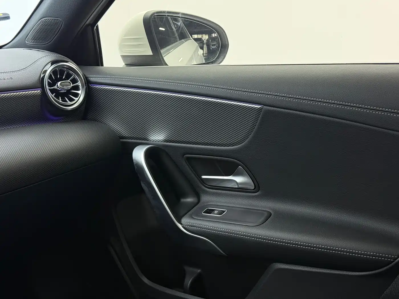 Mercedes-Benz A-Class 2022 A 180 L фото 14