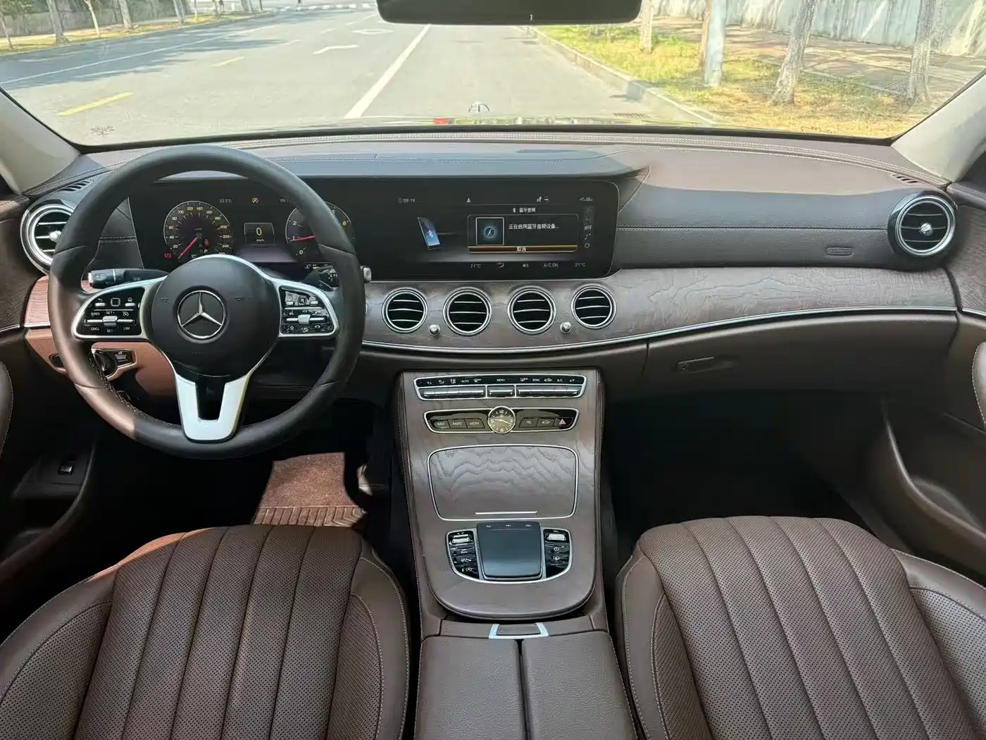 Mercedes-Benz E-Class 2020 Facelift E 300 L Exclusive фото 5