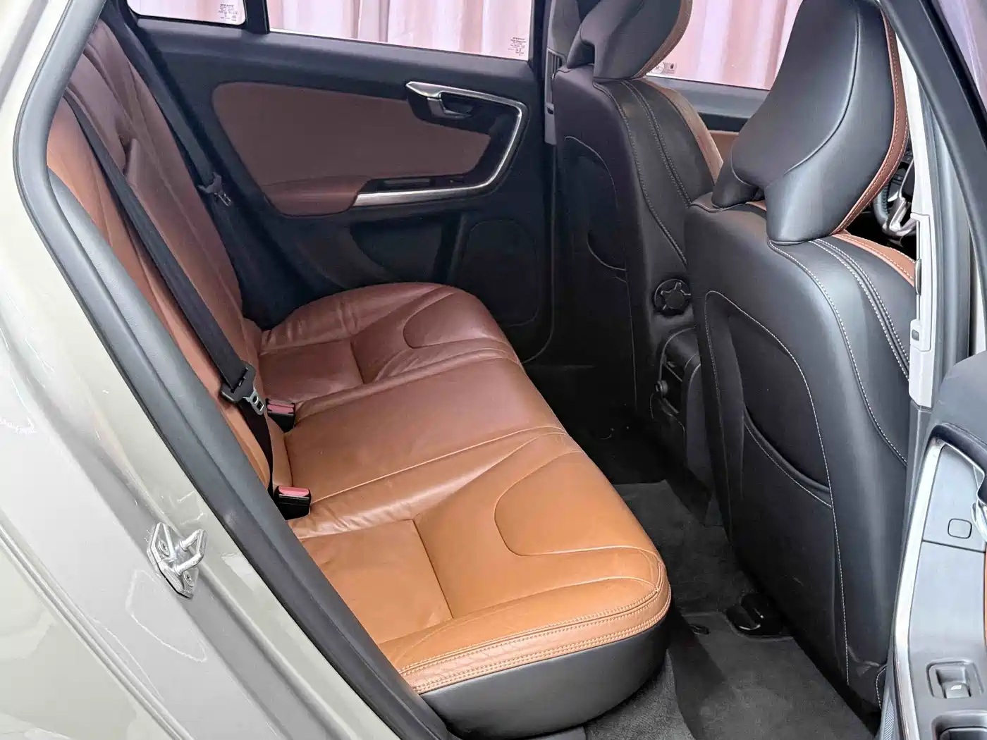 Volvo V60 2014 2014 Model Year Facelift T5 Inscription