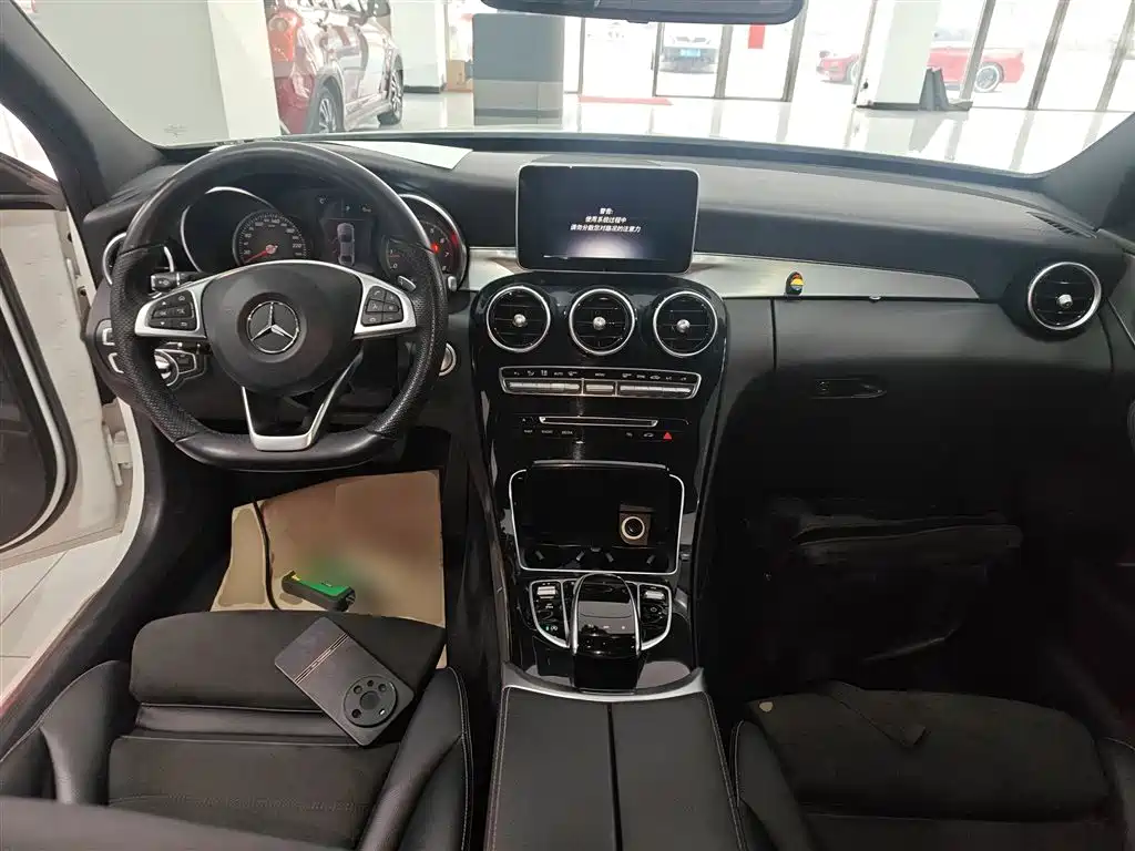 Mercedes-Benz C-Class 2017 C 200 Sport фото 10