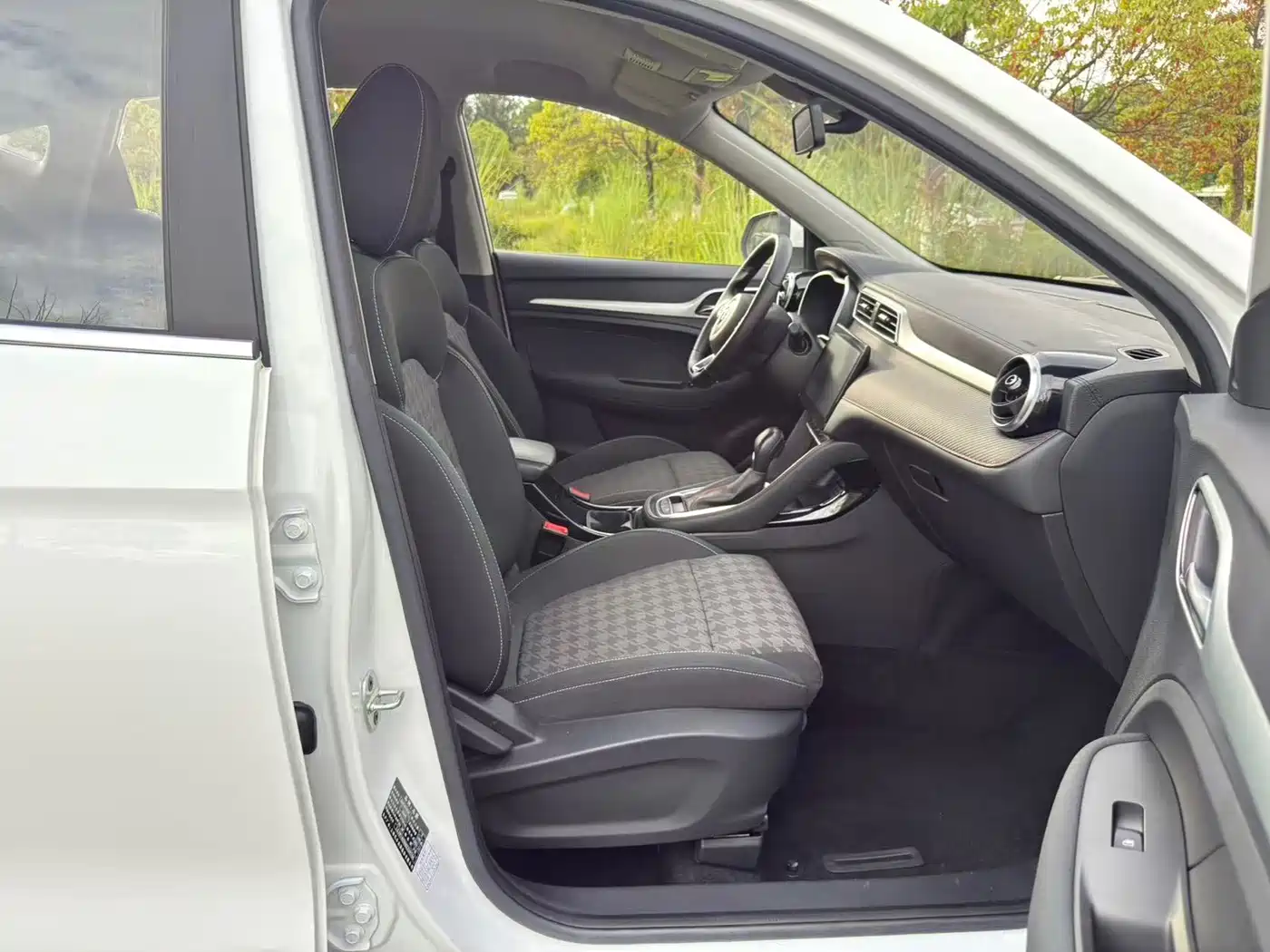 MG ZS 2022 2020 Model 180DVVT Automatic UP