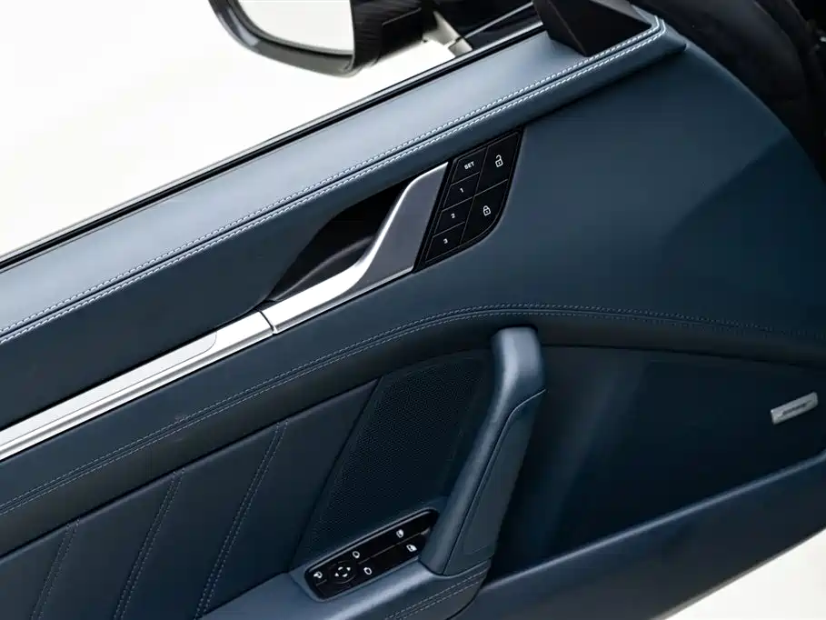 Porsche 911 2022 Turbo S 3.7T фото 15