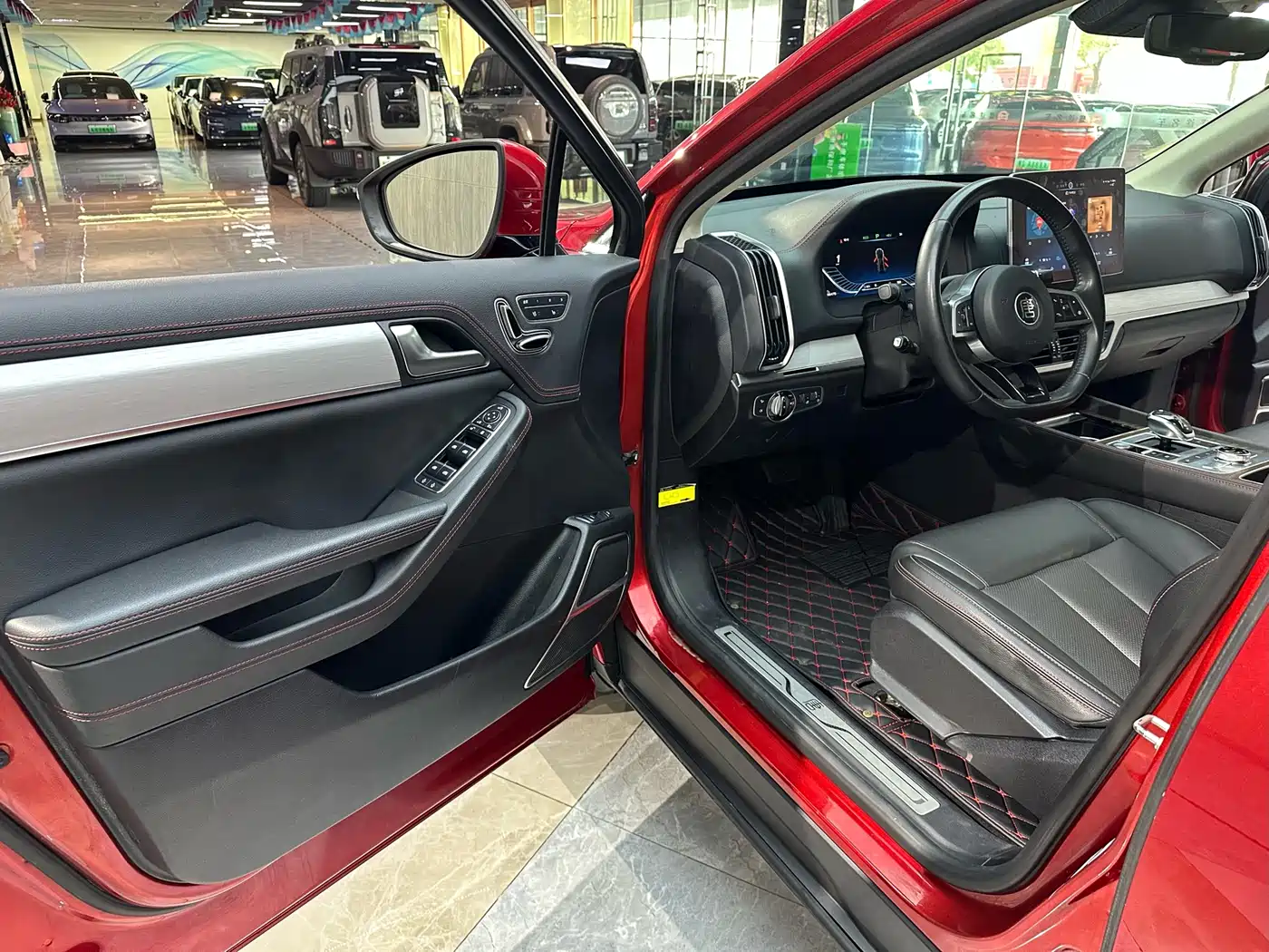 BYD Tang New Energy 2018 DM 2.0T AWD Smart Connection Enjoy Edition 7-Seater China V фото 7