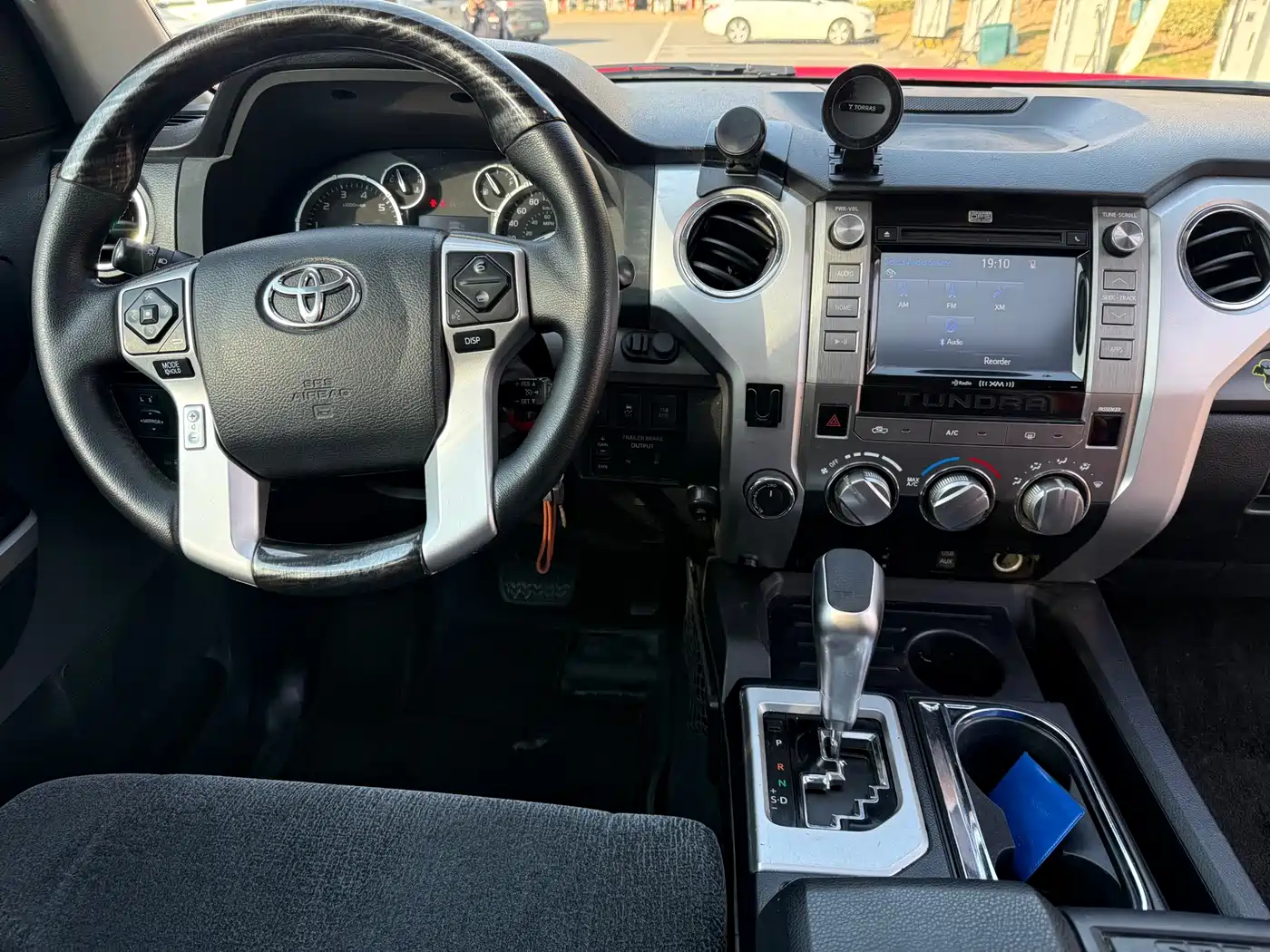 Toyota Tundra 2014 5.7L TRD Pro фото 9