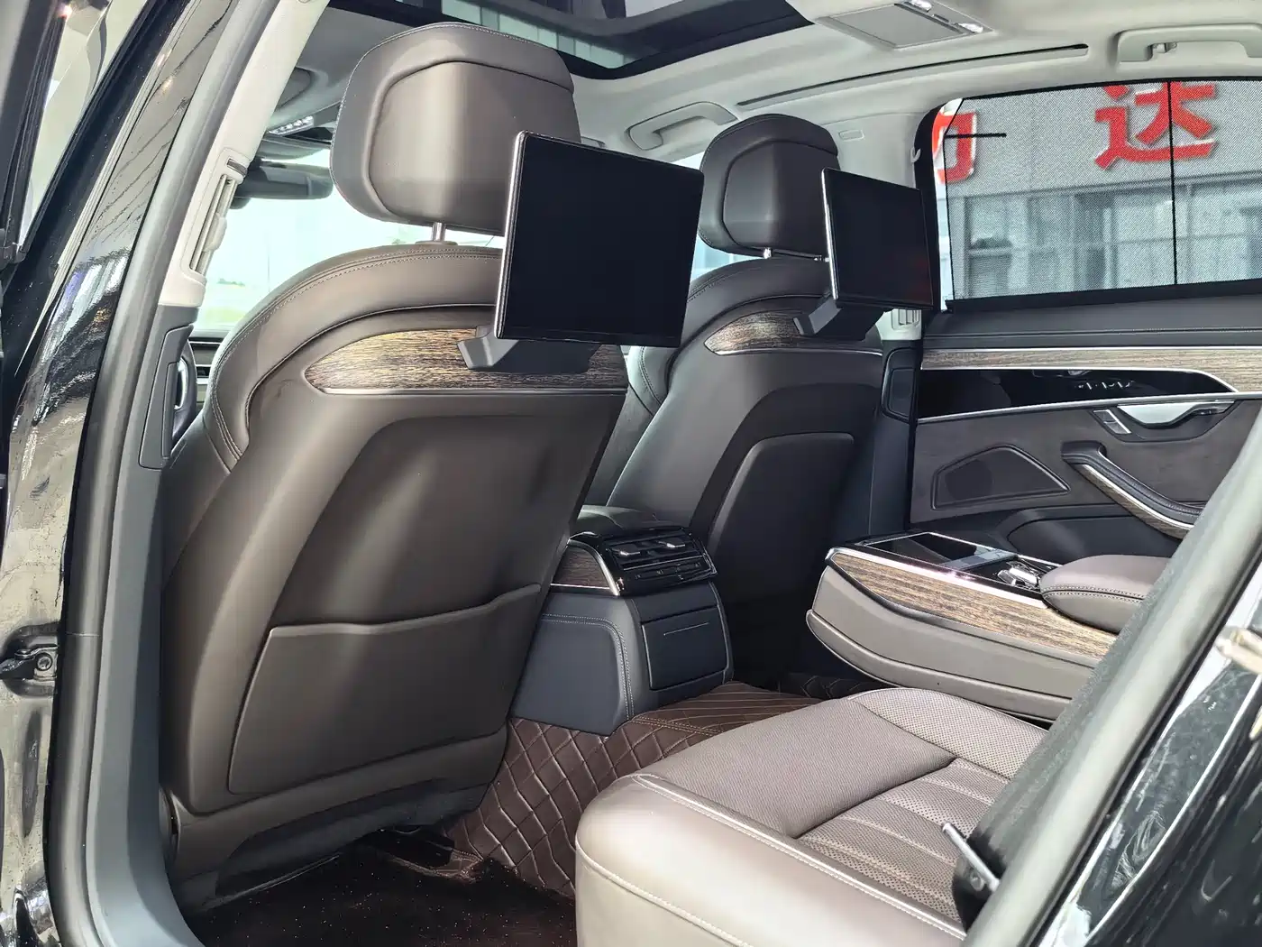 Audi A8 2023 A8L 55 TFSI quattro Flagship фото 9