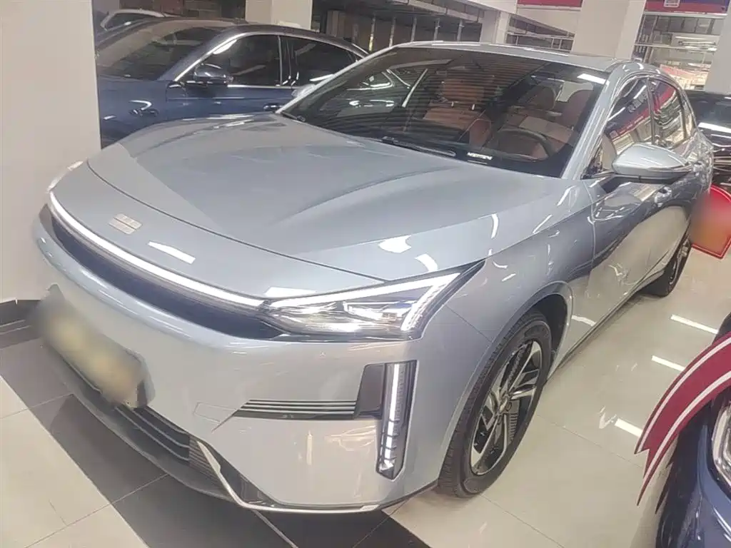 Geely Galaxy L6 2025 EM-i 140km Starship Edition