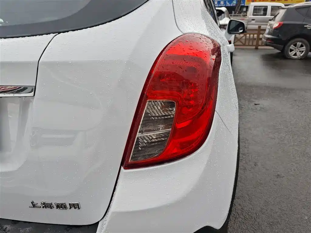 Buick Encore 2014 1.4T Automatic 2WD Urban Elite фото 22