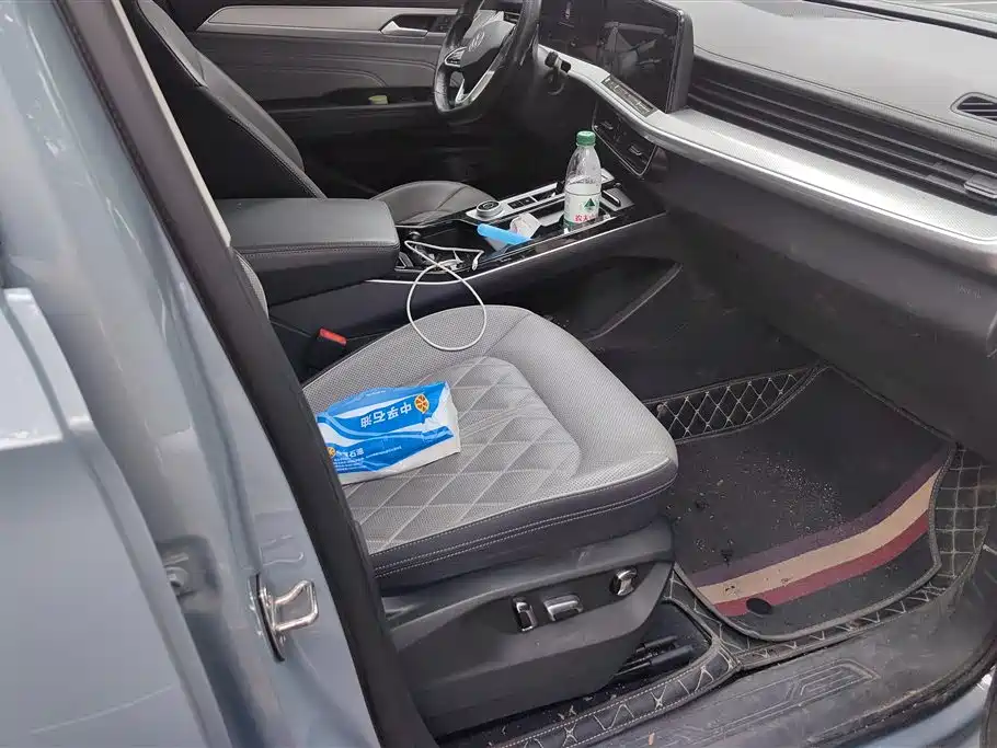 Volkswagen Talagon 2023 380TSI 4WD R-Line Launch Edition фото 8
