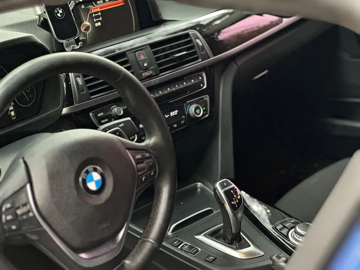 BMW 3 Series 2017 320Li M Sport фото 7