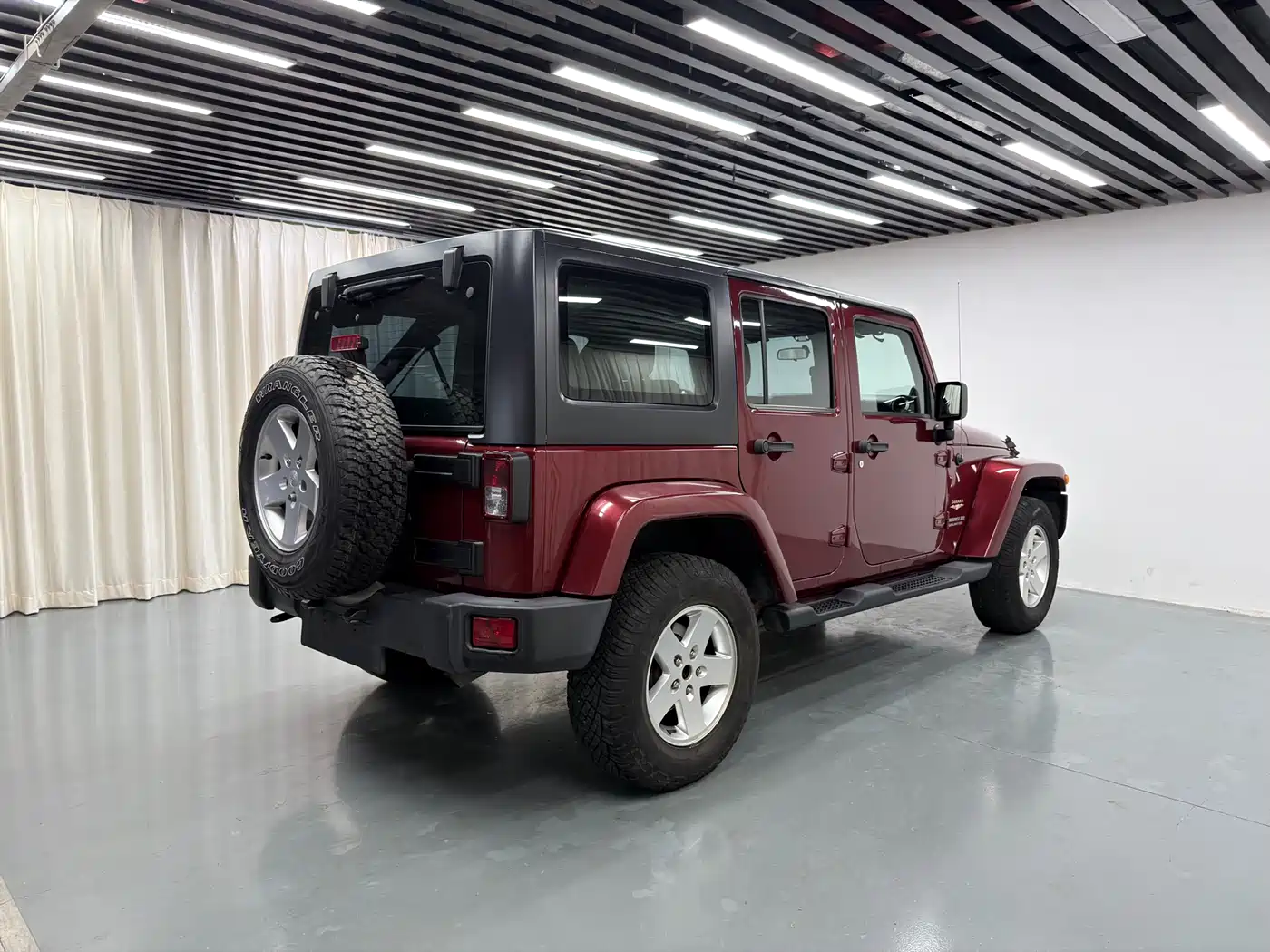 Jeep Wrangler 2012 2012 3.6L Sahara 4-Door