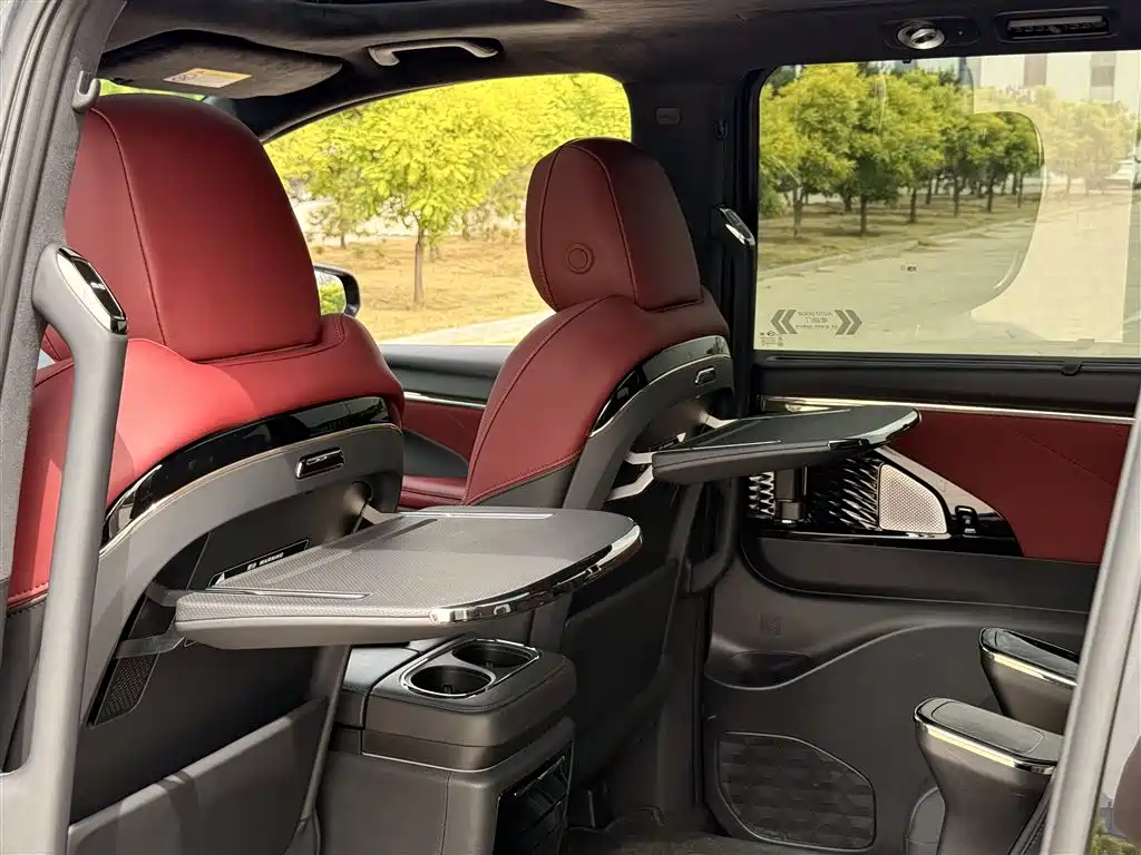 GAC Trumpchi Trumpchi M8 2025 Model Master Series Super Hybrid Edition фото 18