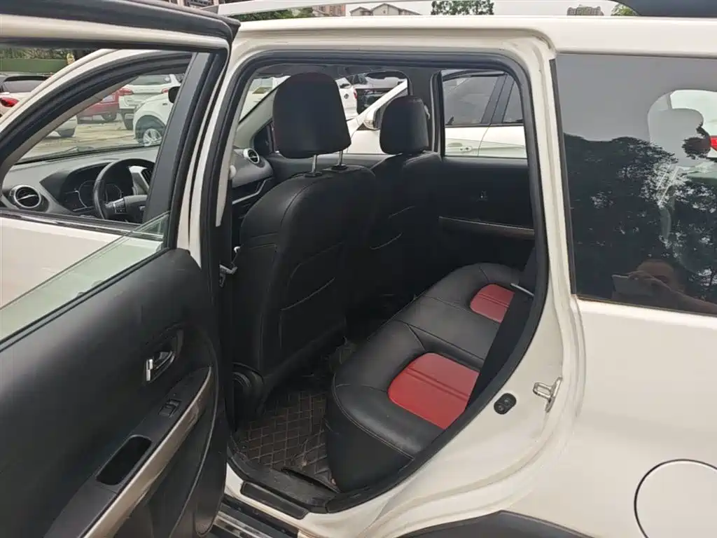 Haval H1 2017 Red Label 1.5L Manual Luxury фото 17