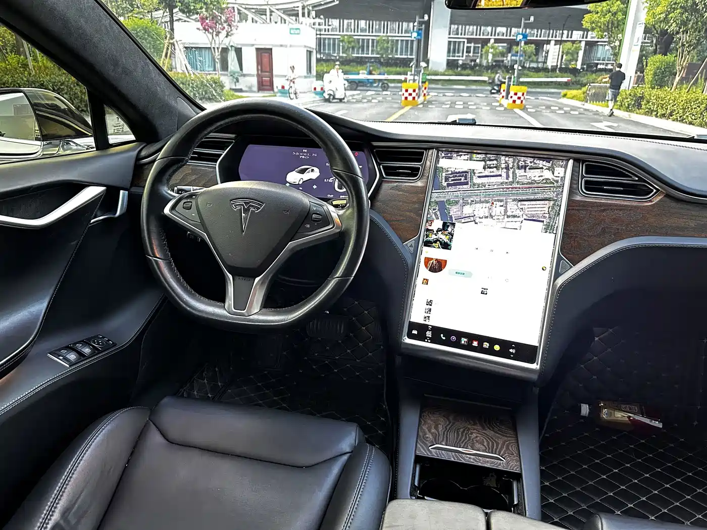 Tesla Model S 2018 2017 Model S 75D Standard Range