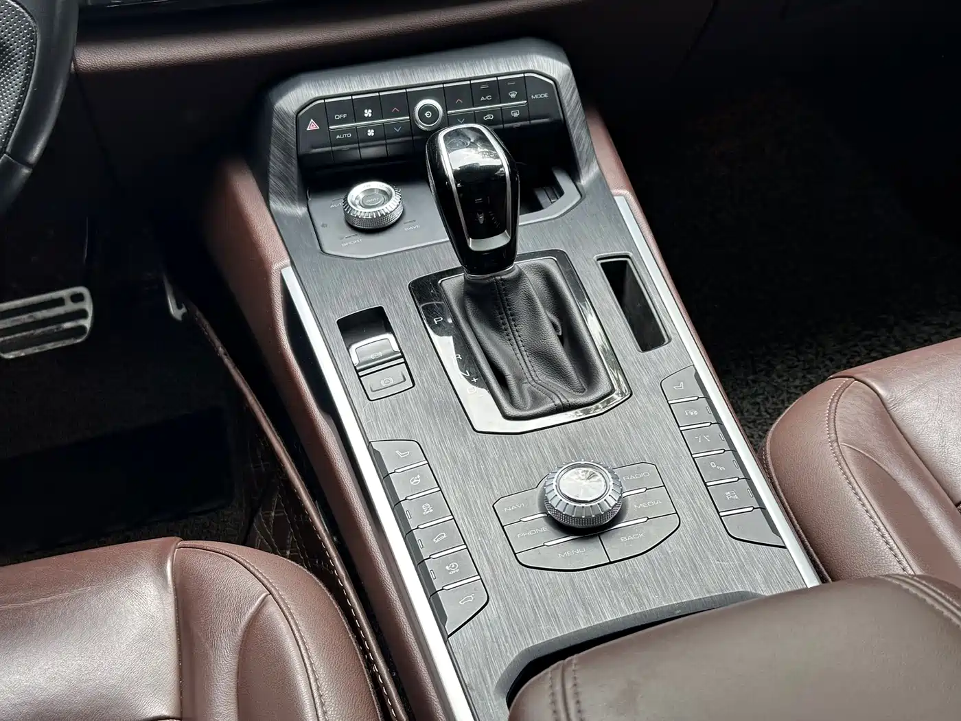WEY P8 2018 2018 2.0T Flagship Model