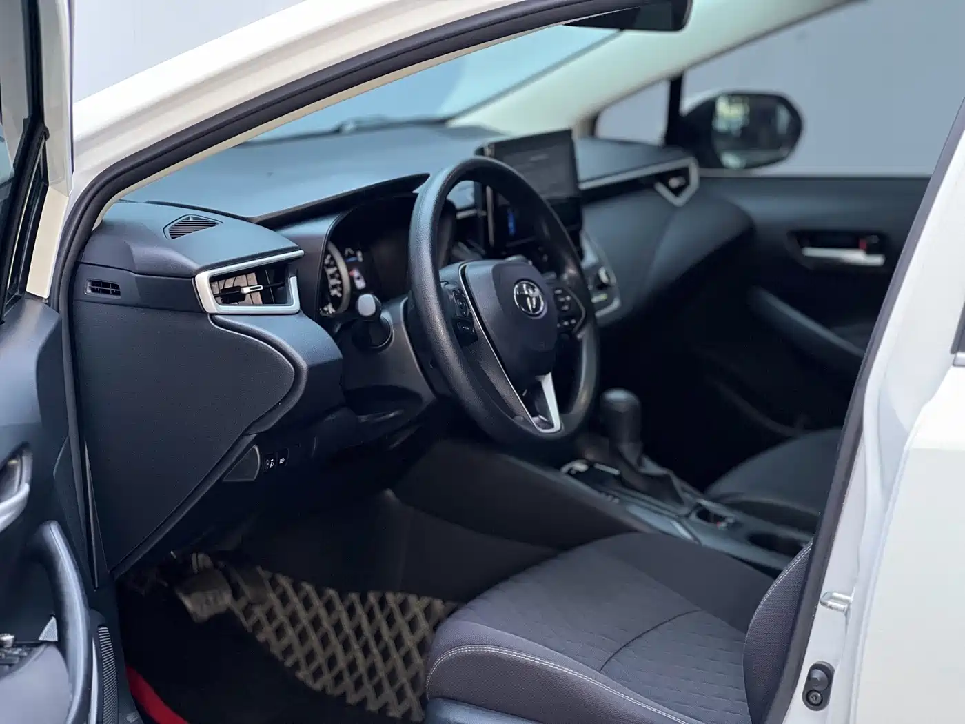Toyota Allion 2023 2021 2.0L Luxury Edition