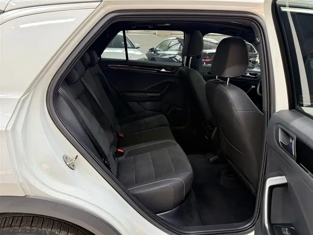 Volkswagen T-ROC 2021 280TSI DSG 4WD Luxury Connected фото 22