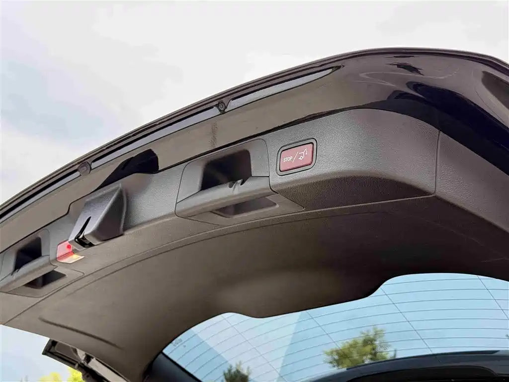 Mercedes-Benz GLB 2023 GLB 220 Dynamic фото 27