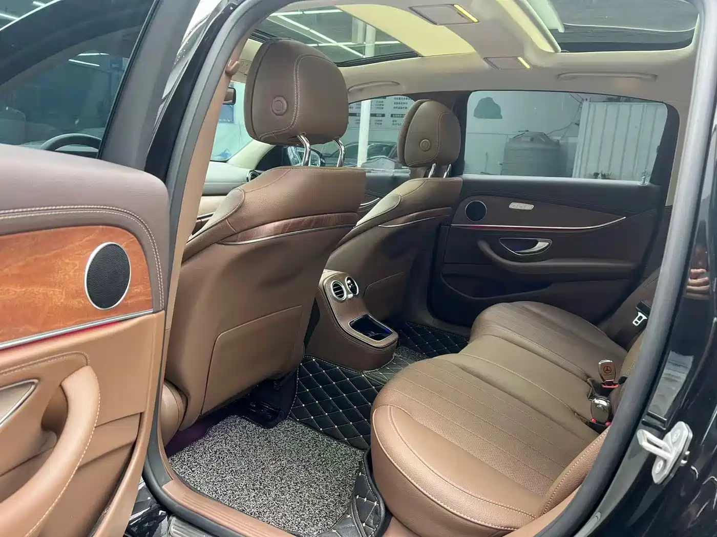 Mercedes-Benz E-Class 2023 Facelift E 300 L Fashion фото 8