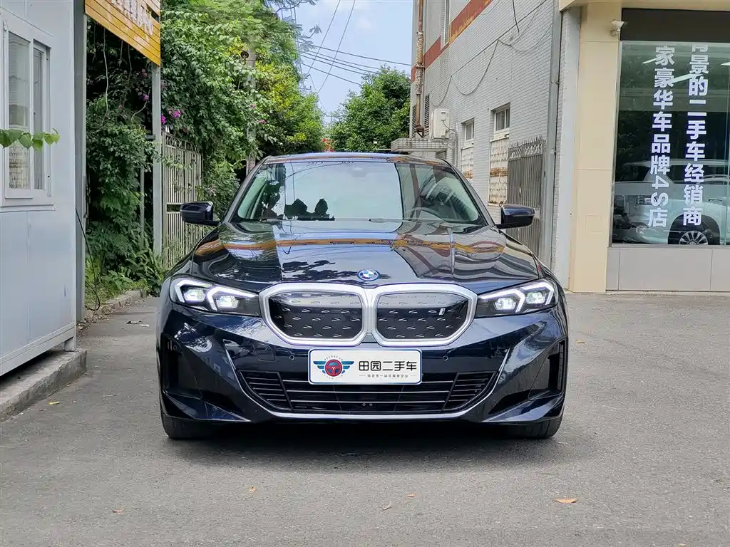 BMW i3 2024 eDrive 35 L фото 2