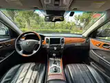 Photo 6 - Hyundai Equus