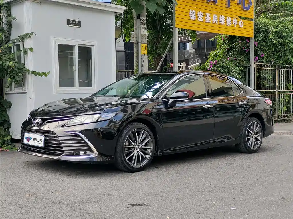 Toyota Camry 2021 2.5S Feng Shang Edition