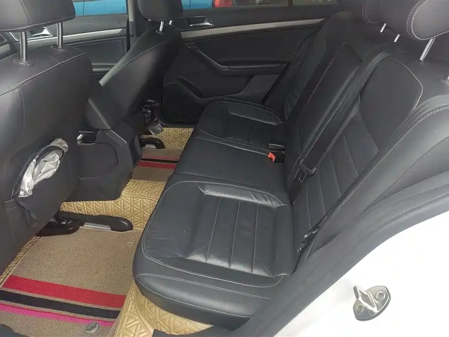 Volkswagen Lavida 2017 230TSI DSG Comfort Edition фото 11