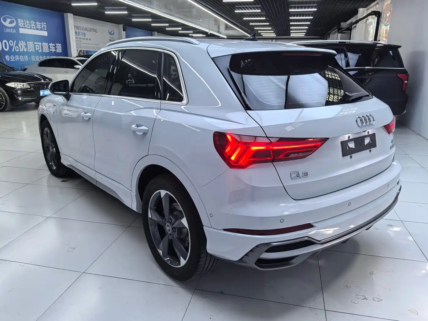 Audi Q3 2022 35 TFSI Fashion Dynamic фото 20