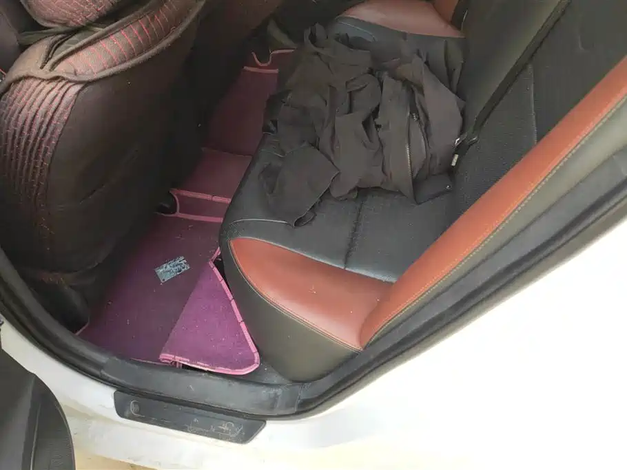 BYD G5 2014 1.5TID Automatic Premium фото 11