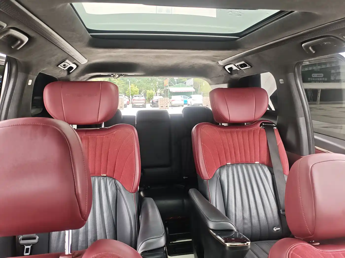 GAC Trumpchi Trumpchi M8 2023 Model Master Series 400T Flagship Edition фото 12