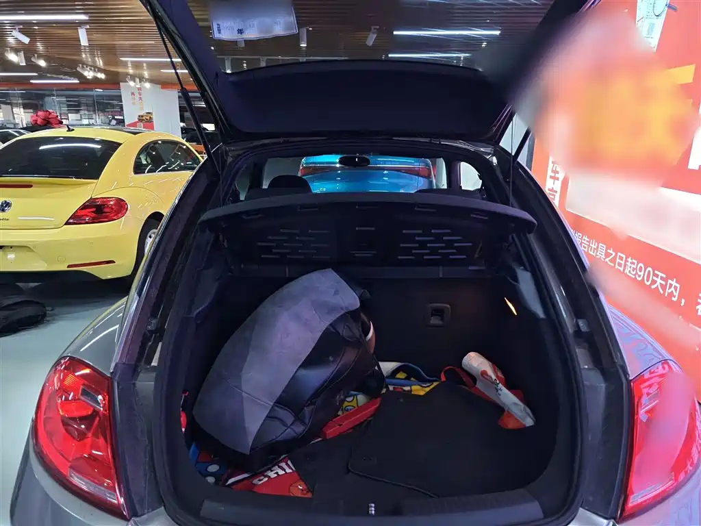 Volkswagen Beetle 2015 180TSI фото 15