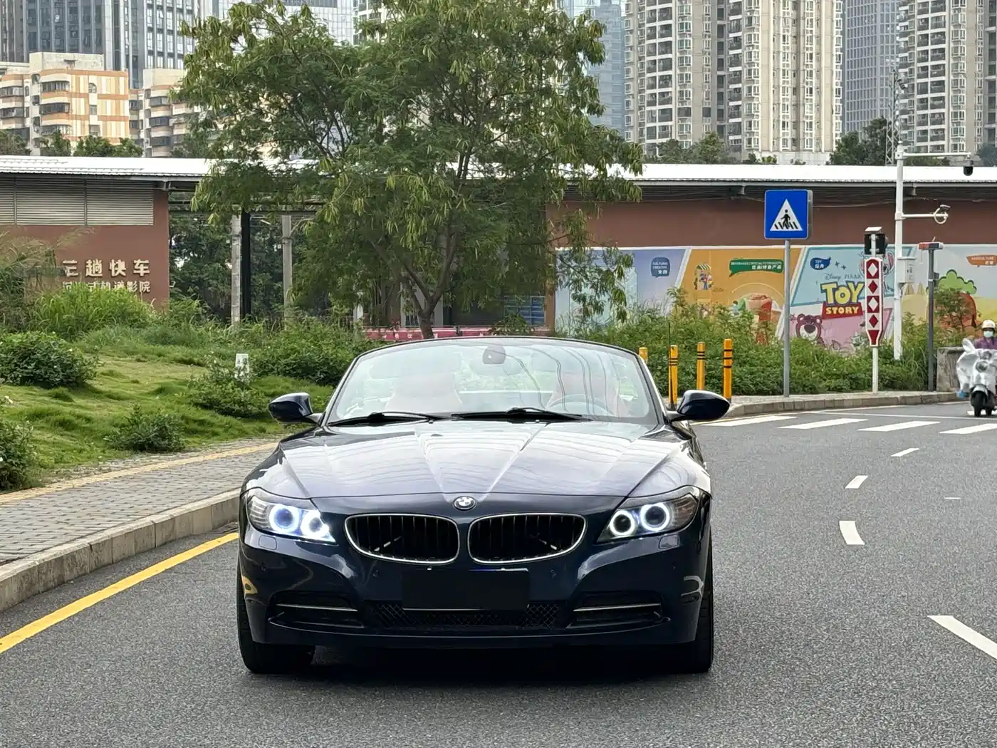 BMW Z4 2013 sDrive20i Leading фото 3