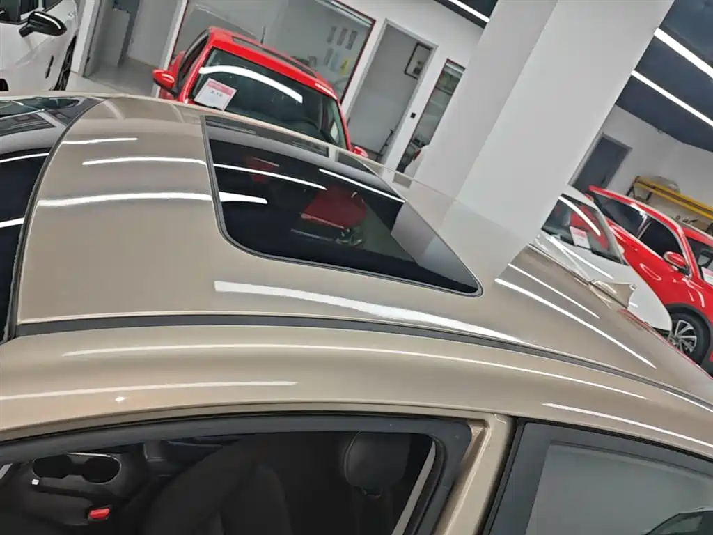 Hyundai Elantra 2016 Model 1.6L Automatic Smart Elite фото 25