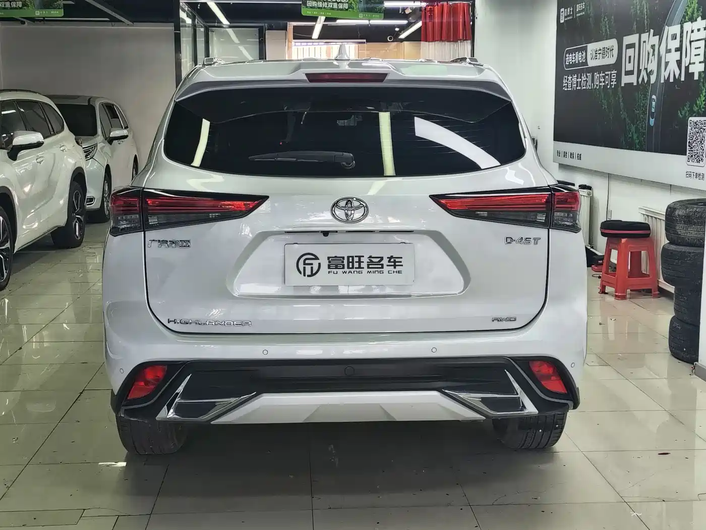 Toyota Highlander 2022 380T 4WD Luxury 7-Seater фото 6