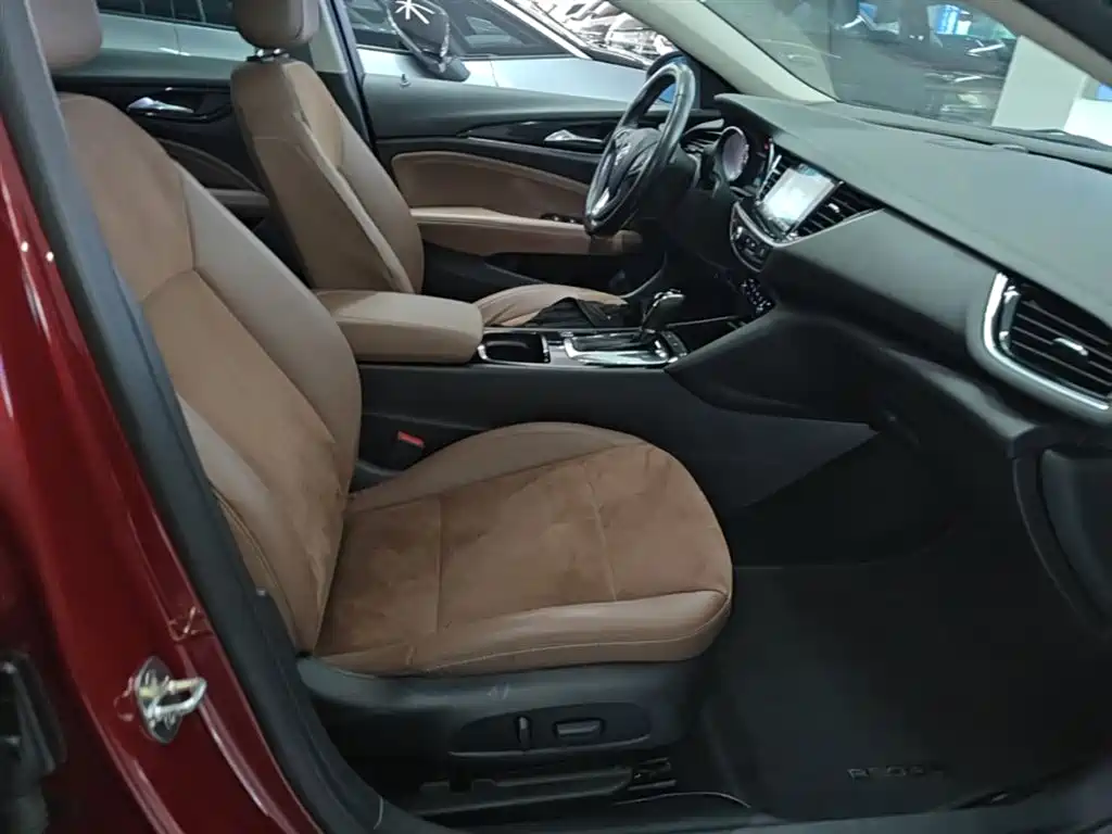 Buick Regal 2019 20T Elite China VI фото 25