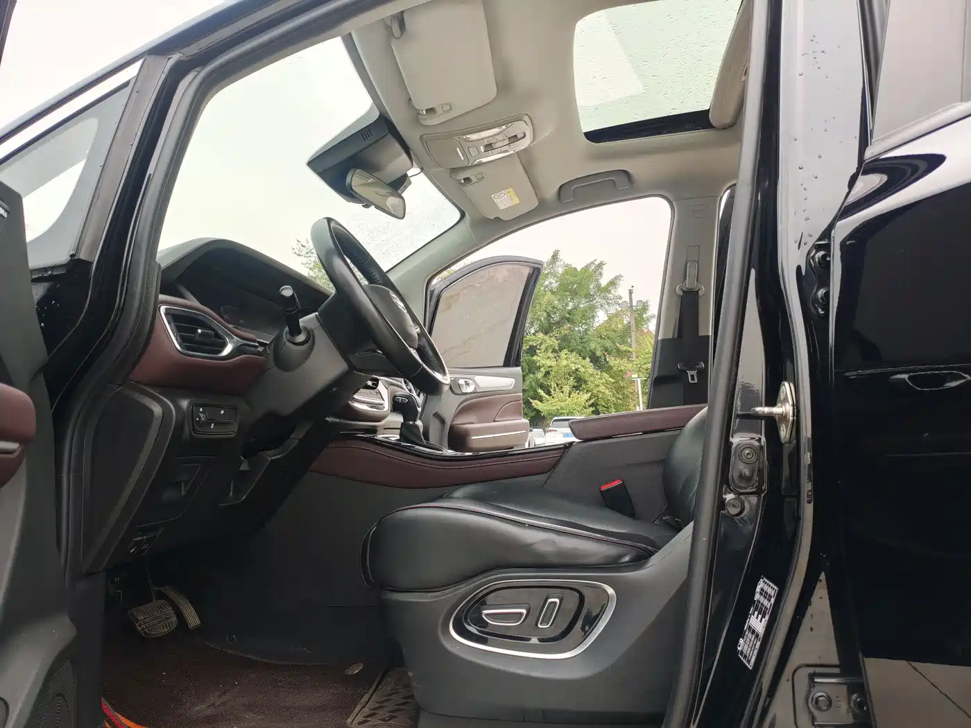 GAC Trumpchi Trumpchi M6 2023 PRO 270T DCT Elite Edition фото 9